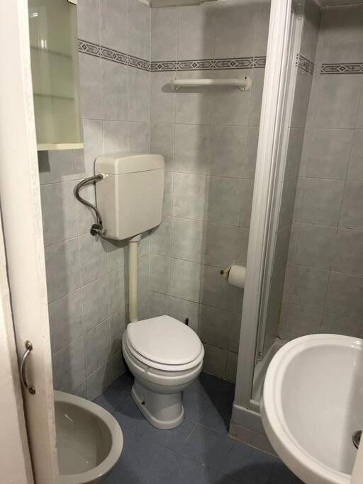 Apartament Ridi Che Ti Passa In Vico Lavagna Genua Zewnętrze zdjęcie