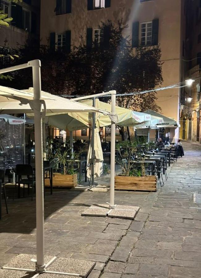 Apartament Ridi Che Ti Passa In Vico Lavagna Genua Zewnętrze zdjęcie
